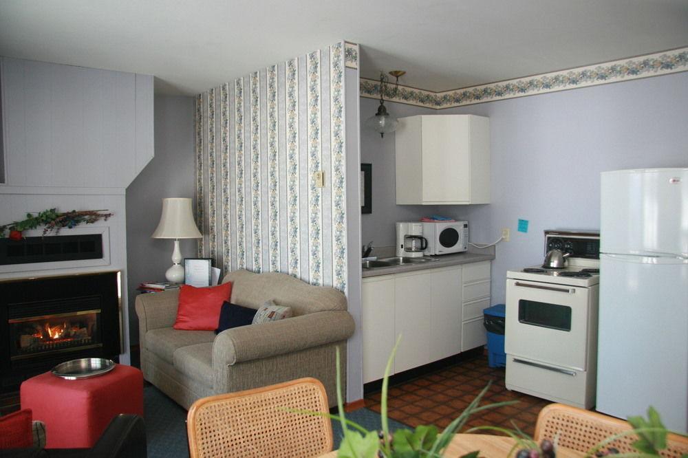 Beachwood Resort Deer Bay Екстер'єр фото