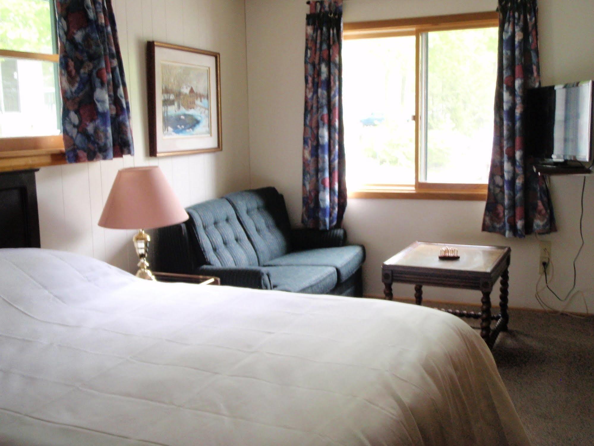 Beachwood Resort Deer Bay Екстер'єр фото