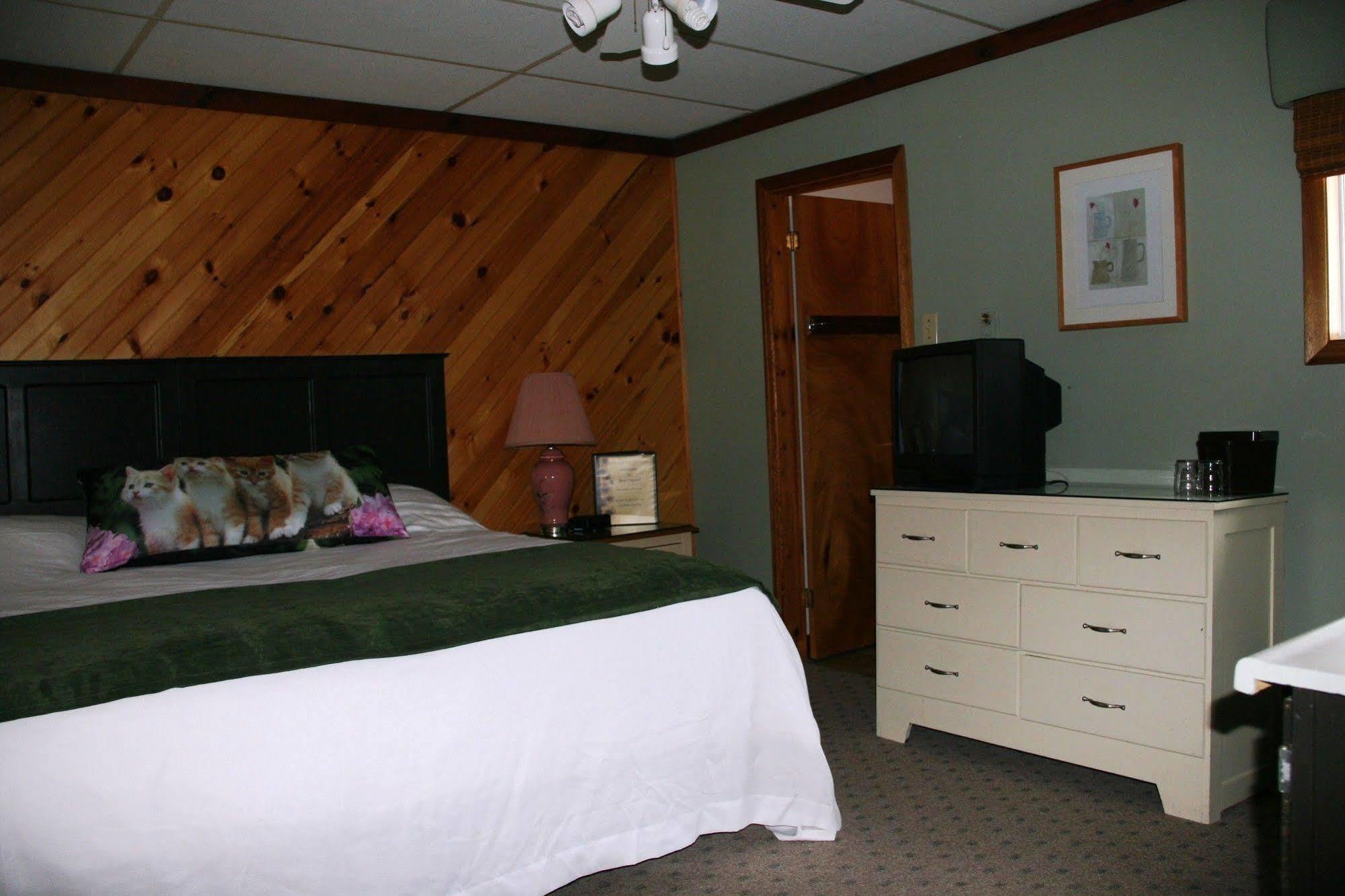 Beachwood Resort Deer Bay Екстер'єр фото